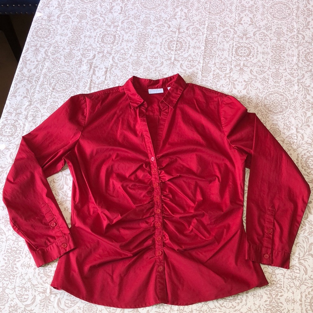 NY&Co Red button down ruched collared shirt